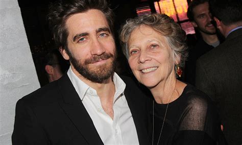 jake gyllenhaal mother and father